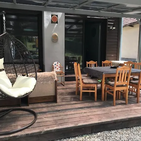 Dovolenkovy Dom - Kompas